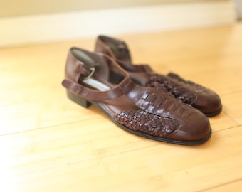 womens t strap mary janes