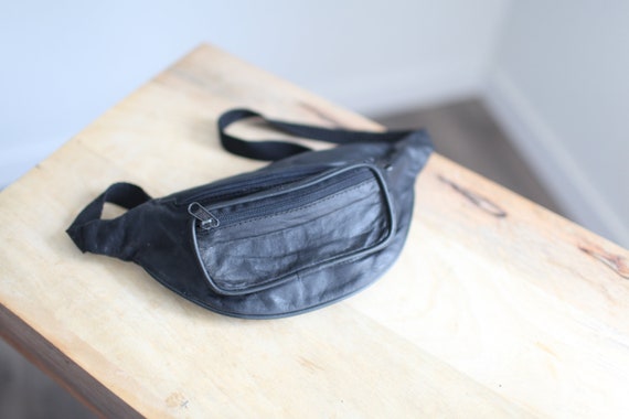 vintage 80s black leather  fanny pack - image 2