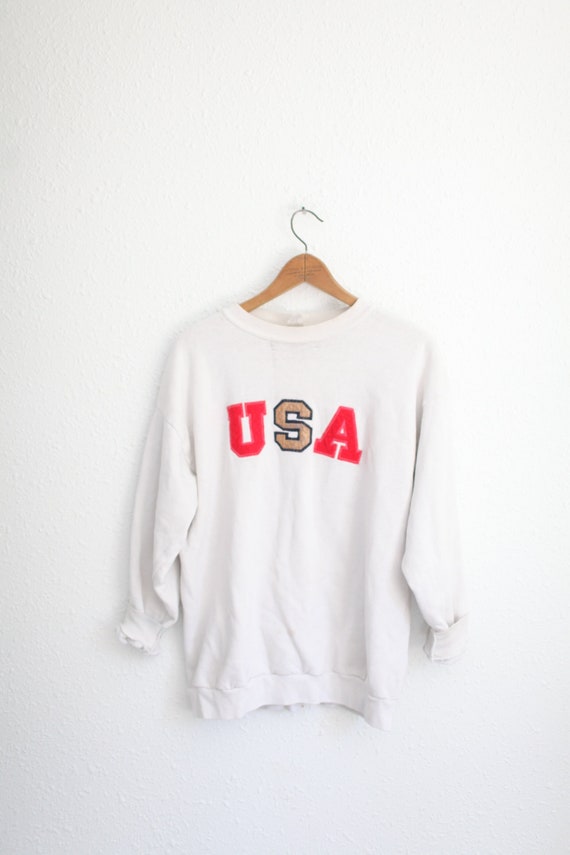 vintage 80s USA distressed white crewneck sweatshi