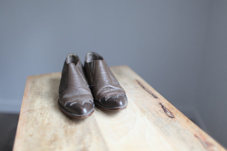 vintage brown leather ankle boots western booties womens 6.5 image 2