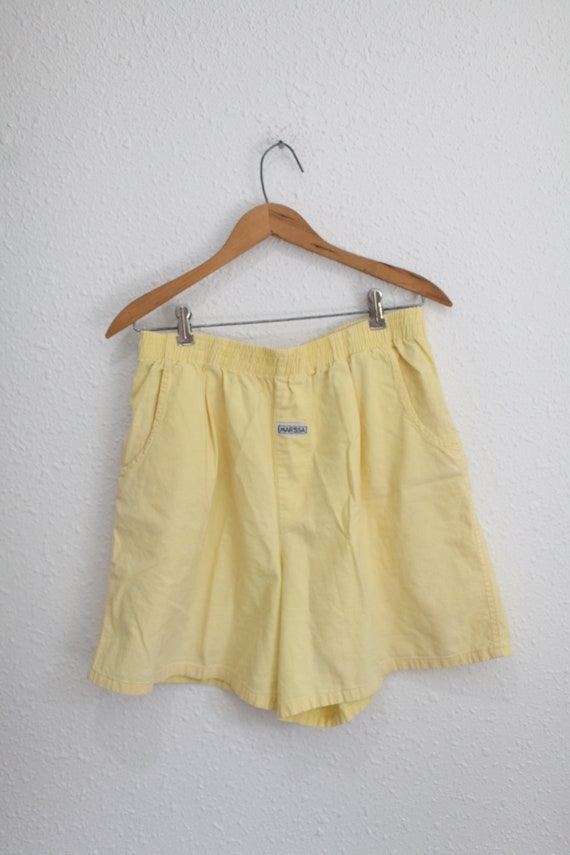 vintage 90s yellow high rise baggy  shorts #0324