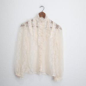 vintage 80s cream lace edwardian pearl button top #0303