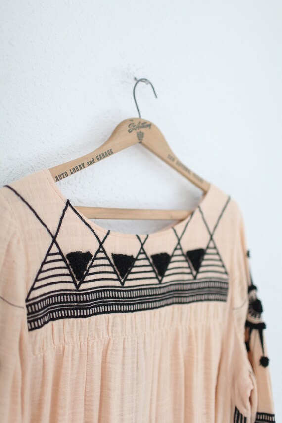 vintage peach & black embroidered bohemian festiv… - image 3