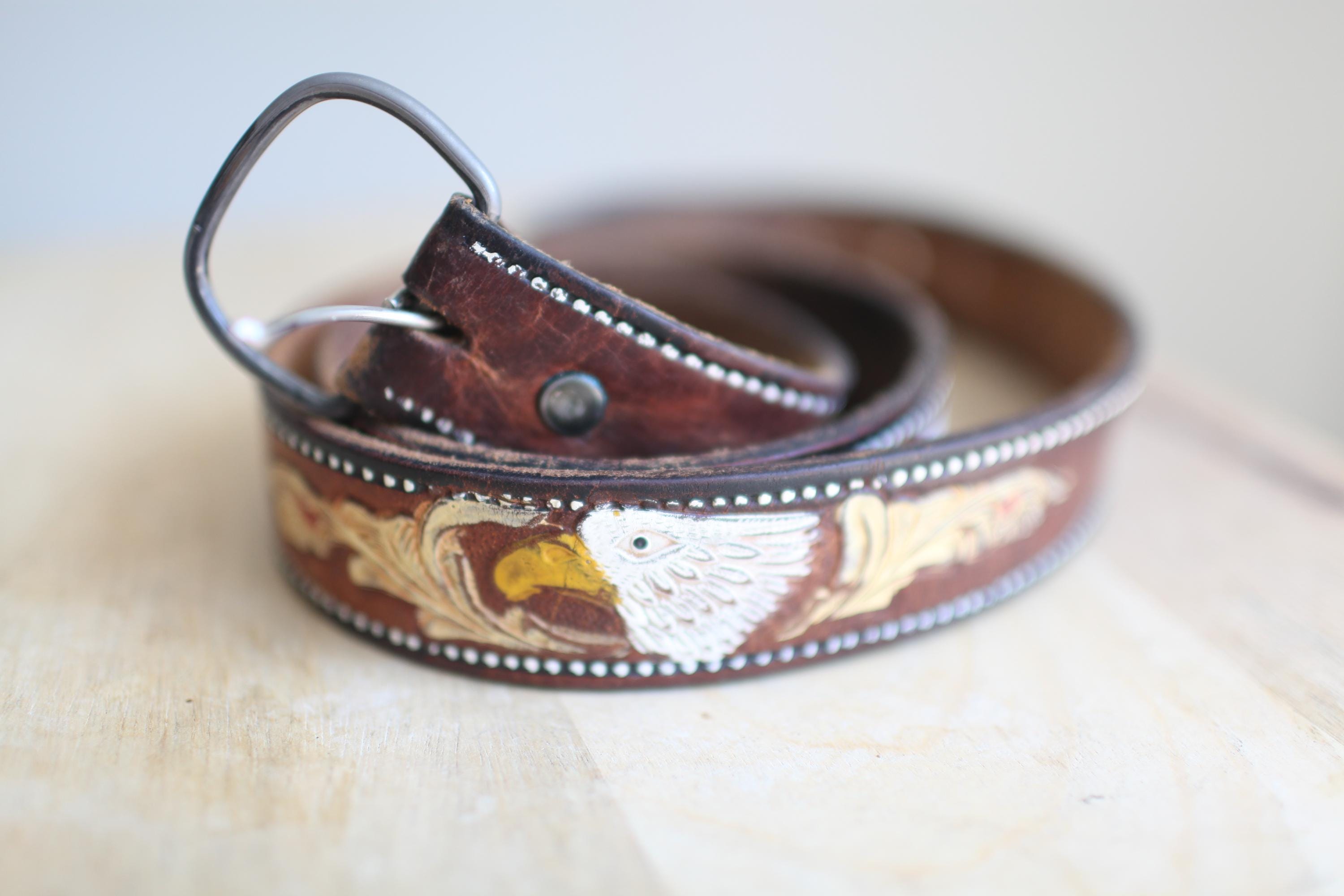 Vintage 70s Painted Eagles Brown Tooled Leather Belt 36 38  display picture 1