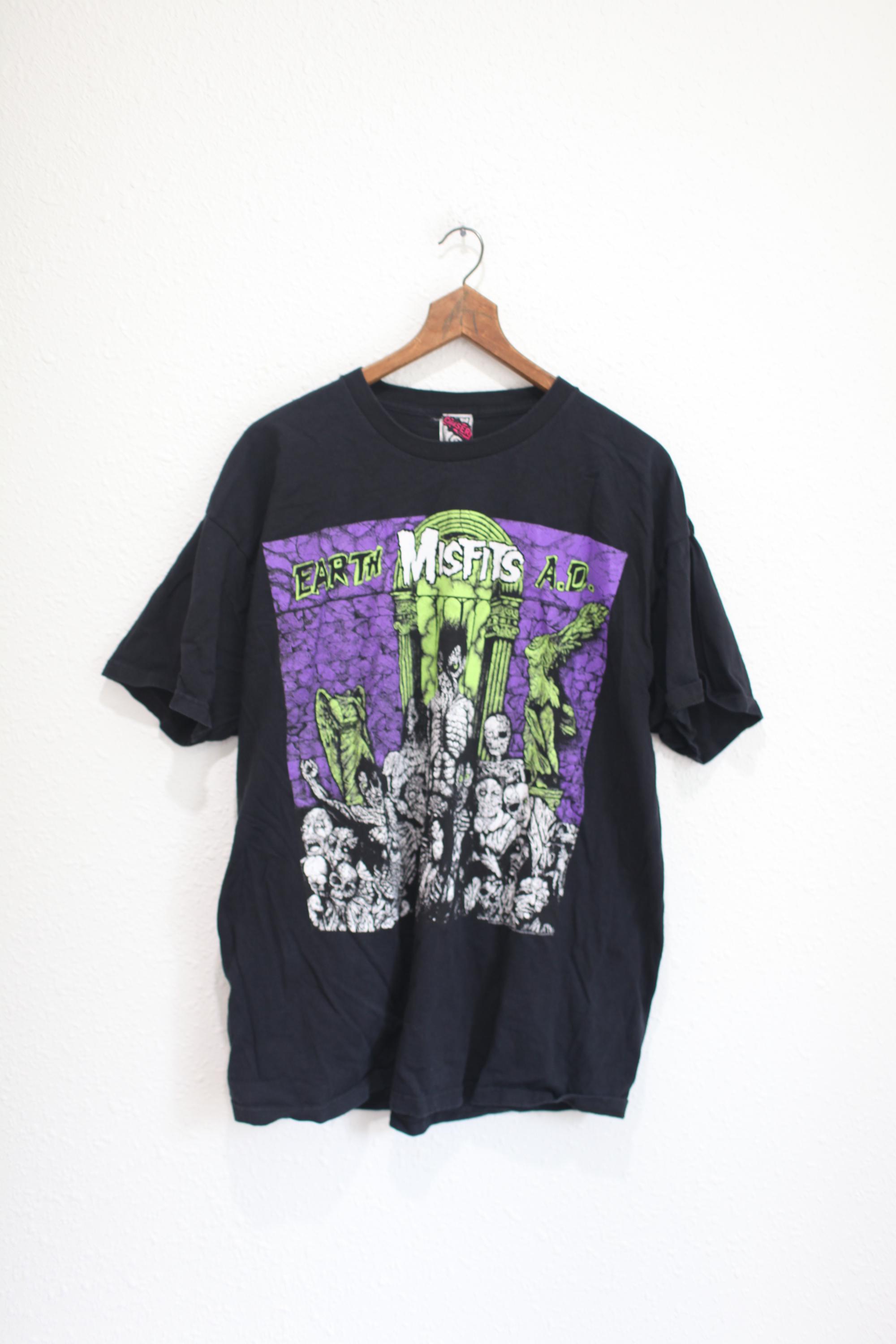 Vintage 2005 Misfits Earth AD Chaser Black T Shirt XXL #0682 - Etsy