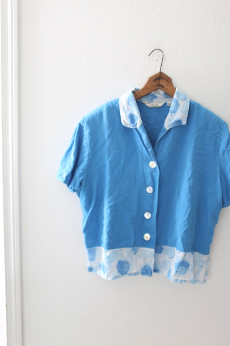 vintage 90s oversized blue button up crop top #0625