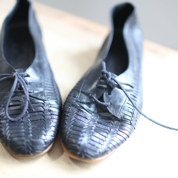 vintage 80s woven black leather oxfords wedge shoes 9