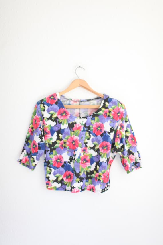 vintage 90s black floral cropped fitted crop  top 