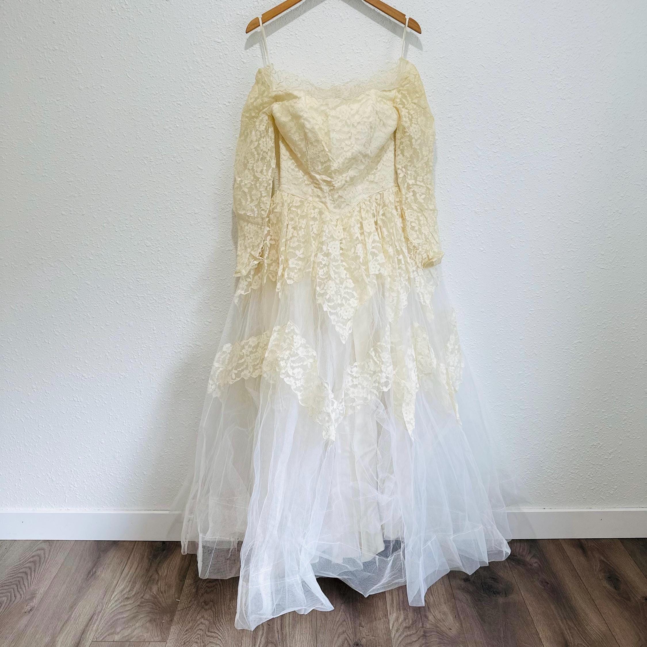 【LOULOUSEOUL】1970s Off Shoulder Dress (Ivory) Off Shoulder White 70s Dress - Etsy