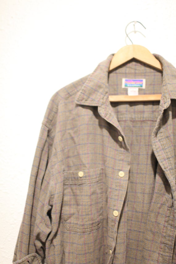 vintage gray & tan plaid flannel  button down shi… - image 3