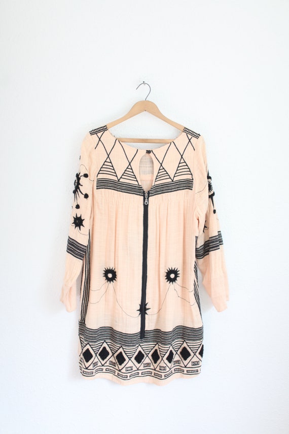 vintage peach & black embroidered bohemian festiv… - image 5