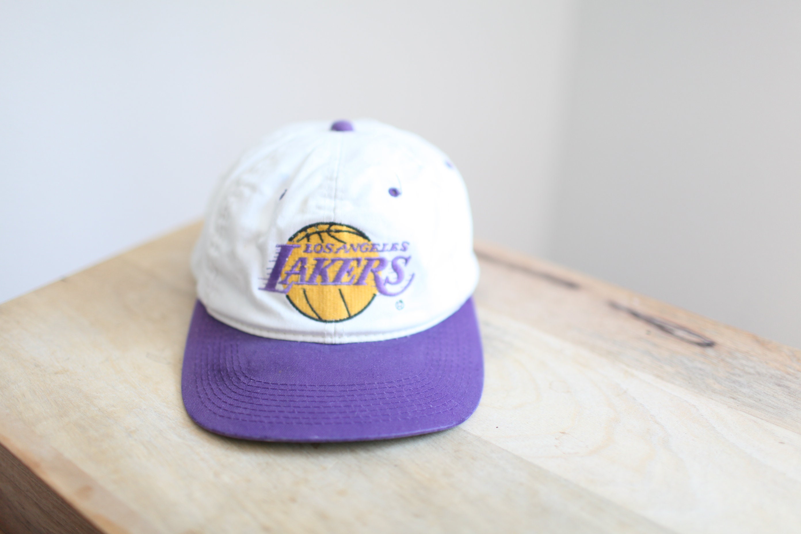 Vintage 90s Lakers Los Angeles Basketball Purple Yellow Hat 