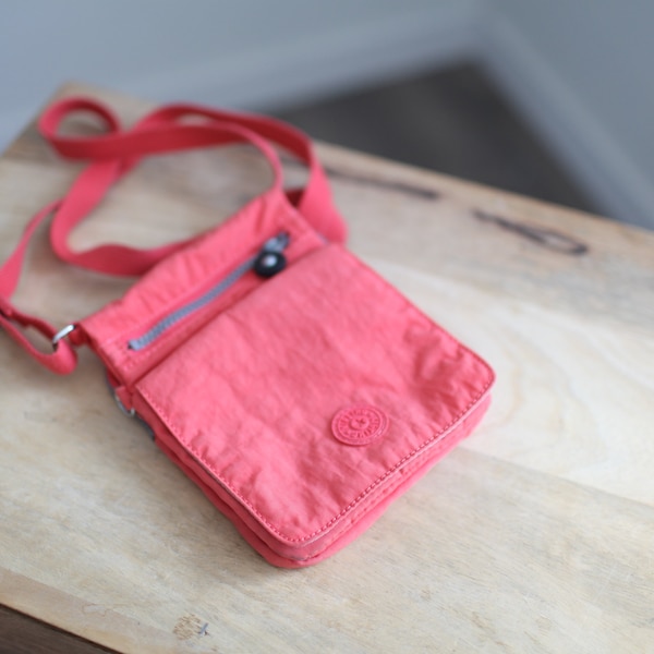 vintage 90s kipling crossbody coral pink  canvas shoulder  bag