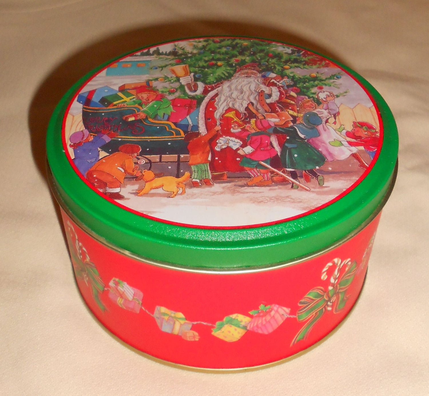 Vintage Christmas Tins 