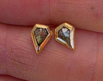Geometric Rose cut diamond stud earrings: 14 karat gold