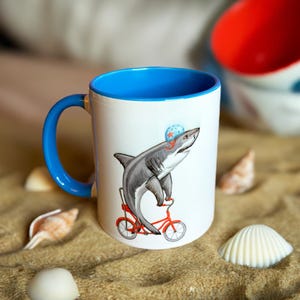 Mug Requin faisant du vélo