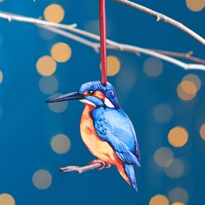 Decoração de árvore de Natal com martim-pescador, enfeite de madeira compensada de bétula, presente para amantes de animais, arte festiva em aquarela, lembrança tradicional de Natal