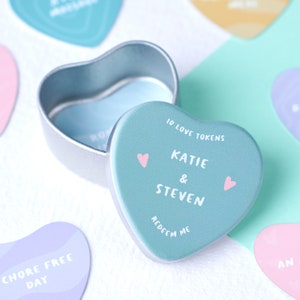 10 fichas de amor personalizadas en una lata