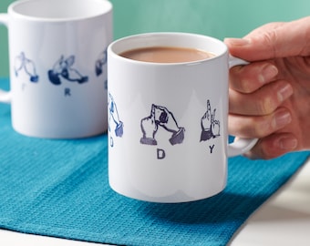 Taza personalizada con nombre en lenguaje de señas