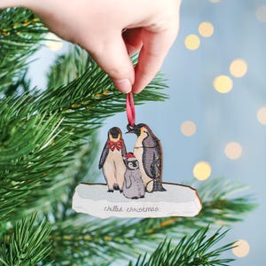 Personalised Penguin Family Christmas Decoration - Custom Holiday Ornament, Family Keepsake, Penguin Family Gift, Traditional Decoration