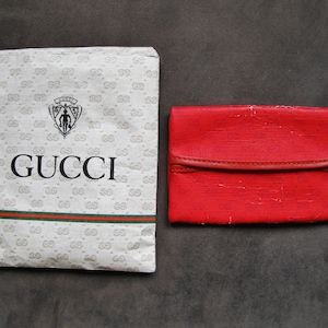 GUCCI Heart Guccissima White Leather Bifold ID & Business Card Pass  Case Italy