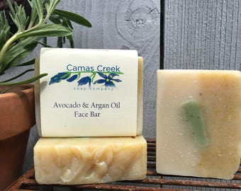 Sapone viso all'avocado e olio di argan