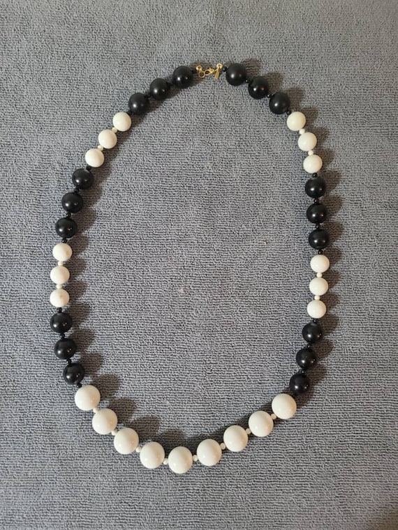 Monet Black and White 1980s Plastic Bead Necklace… - image 1