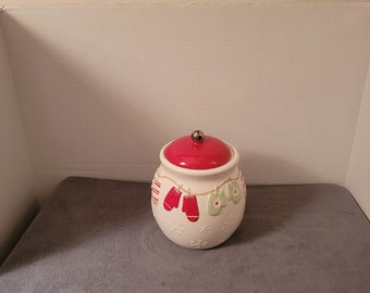 Vintage Hallmark Ceramic Christmas Mitten Snowflake Holiday Cookie Jar Canister