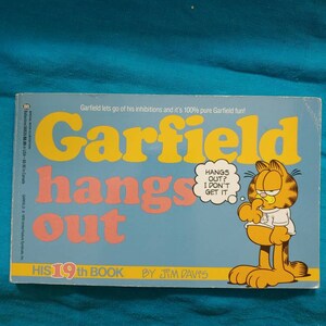 Garfield Hangs Out: 1990s Comic Book, 19th Book by Jim Davis