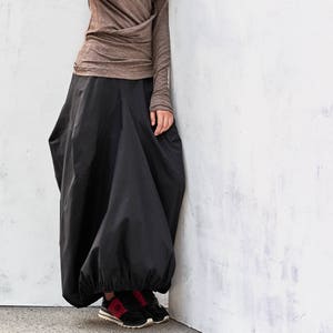 Distorted Black Skirt /Black Extravagant Skirt / Oversized Cotton Modern Loose Skirt /Arya Casual Black Loose Skirt AryaSense 6VEKBА17 image 1