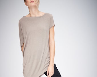Beige Loose Tunic Top – Short Sleeve Boatneck Blouse, Minimalist Draped Tunic