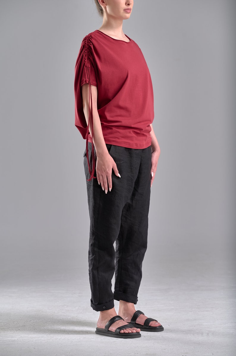 Draped Short Sleeved Cotton Top In Red / TSSK22RR image 5