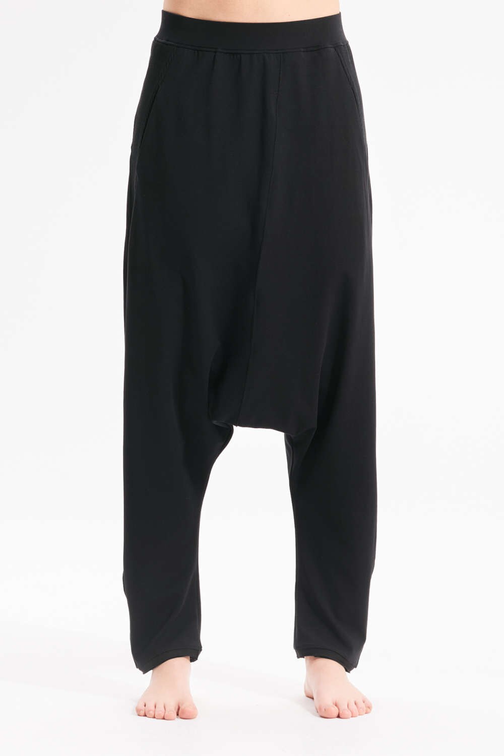 Drop-Crotch Pants in White