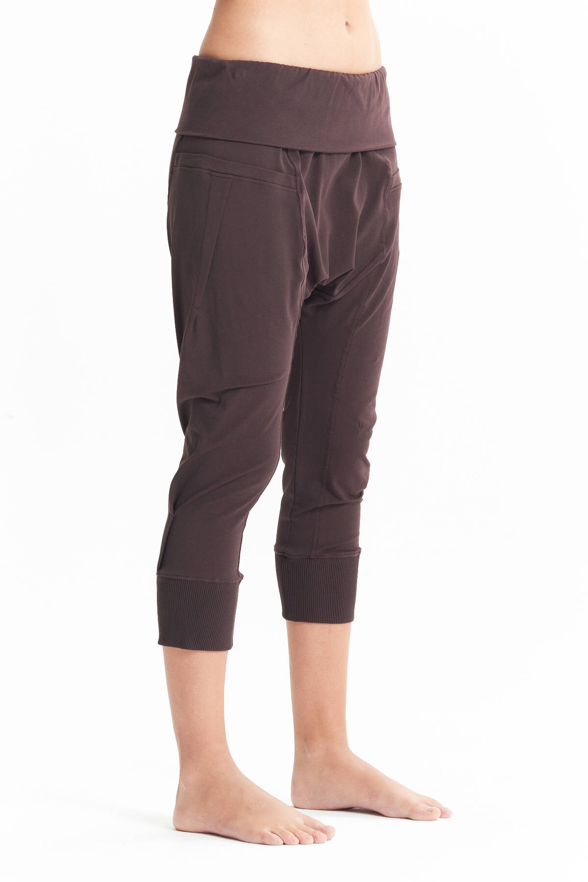 Loose Cropped Yoga Pants