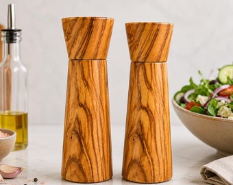 Zestaw dwóch młynków do soli i pieprzu z drewna oliwnego: rustykalny wystrój kuchni, zrównoważona para (14,5-23 cm)
