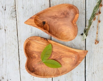 Wooden Heart Shaped Bowl  /  Serving Bowl / Exotic Wooden Kitchen Bowl, Mom Gift