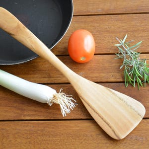 Handmade Eucalyptus Wood Spatula: Kitchen Cooking Utensil