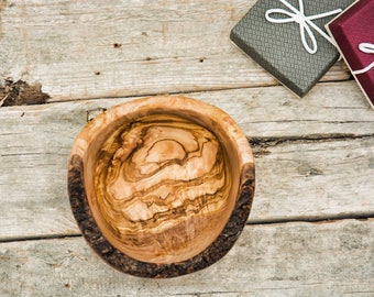 Table de cuisine rustique en bois d'olivier, bol arrondi, cadeau de décoration de table de mariage rustique / bol en écorce de bois naturel