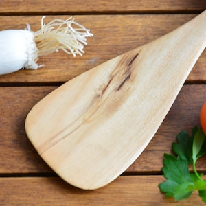 Handmade Eucalyptus Wood Spatula: Sharp Edge Kitchen Utensil