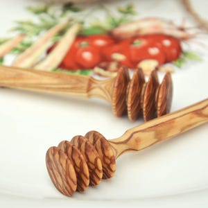 Olive Wood Honey Dipper - Rustic Honey Drizzler Stick