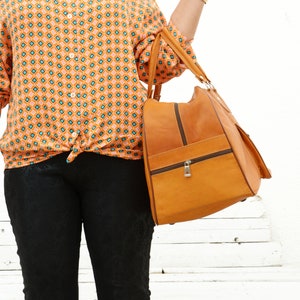 Camel Leather Travel Bag for Men & Women / Weekender Overnight Duffel Luggage Leather Handbag, Holiday Gift image 5