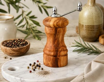 Macinapepe in legno d'ulivo, macina sale e pepe rustico in legno, macina spezie manuale con manovella in acciaio inossidabile, regalo per la cucina mediterranea