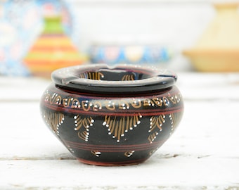 Clay Ashtray with Berber Design, Arabesque Marocain Black Design Ceramic Ashtray, Holiday Gift