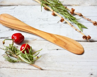 Ręcznie robiony nóż do smarowania z drewna oliwnego: bezpieczne dla żywności narzędzie kuchenne (6,9 cala)