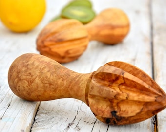 Handmade Olive Wood Lemon Juicer: Citrus Reamer Press