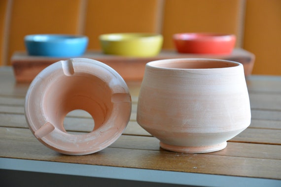 Posacenere Marocchino in Terracotta Dipinto a Mano da Artigiani di Safi