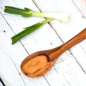 Rustikaler Holzlöffel, Kochlöffel massiv | Kochen Servieren Rührlöffel 12,5 Zoll, Geschenk für Mama | Küche Zubehörteil #019