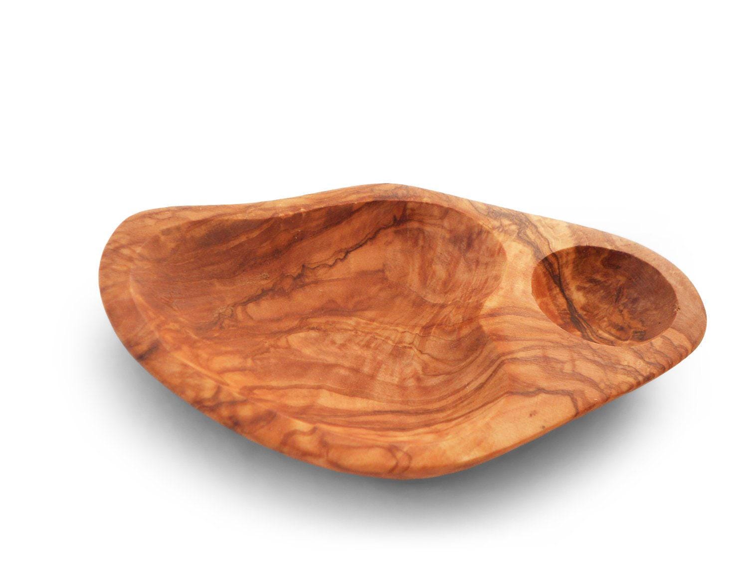 手作りオリーブウッドの素朴なボウル：チュニジアのキッチン装飾