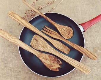 Zestaw przyborów kuchennych z drewna oliwnego – ręcznie robiona szpatułka, łyżka, widelec i widelec – Niezbędne akcesoria kuchenne
