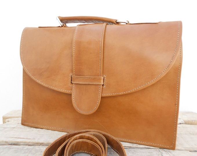 Mens & Womens Leather Messenger Bag Honey Brown Vintage Style Etsy